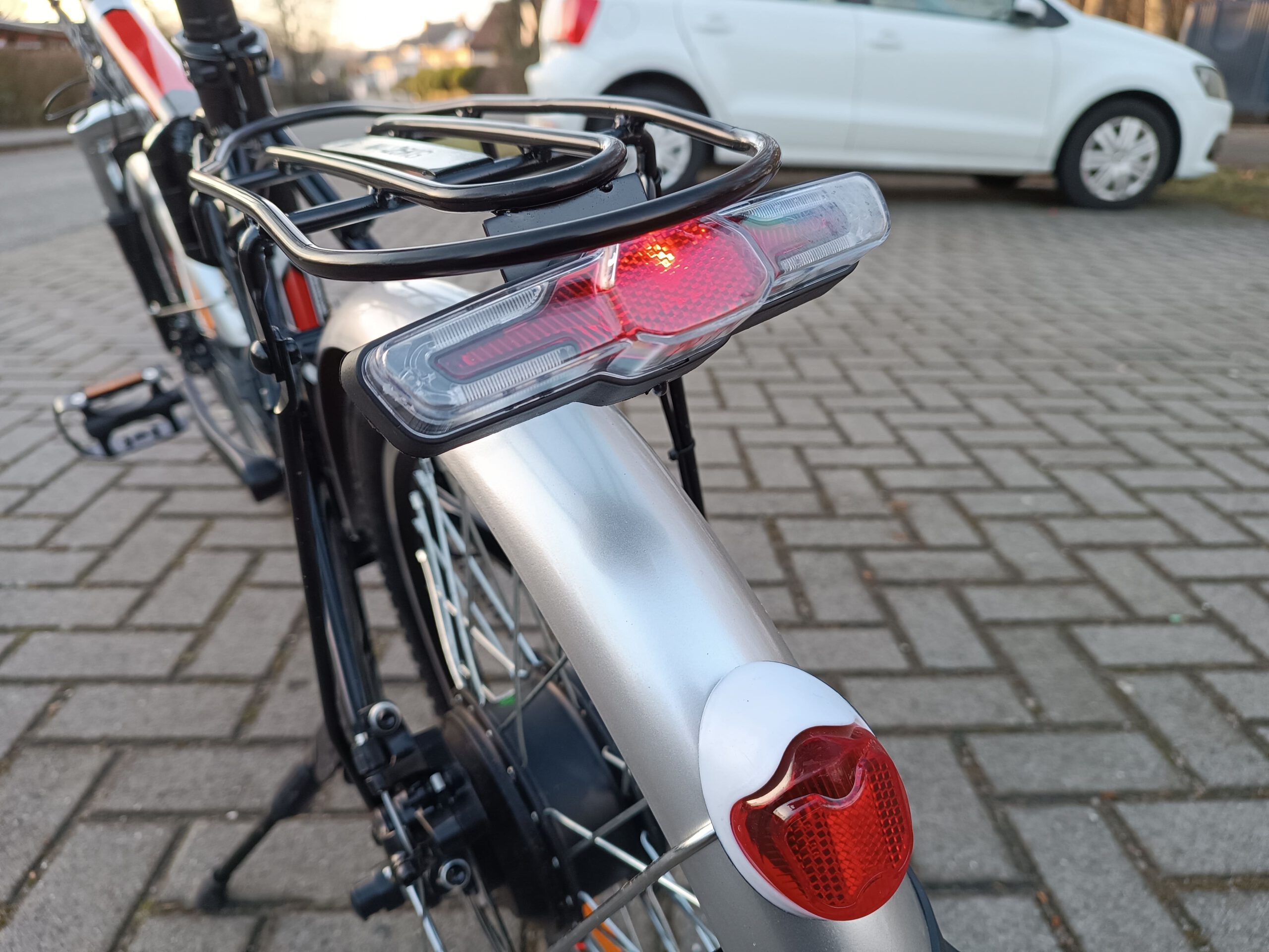 Beleuchtung im Klapp E-Bike Test