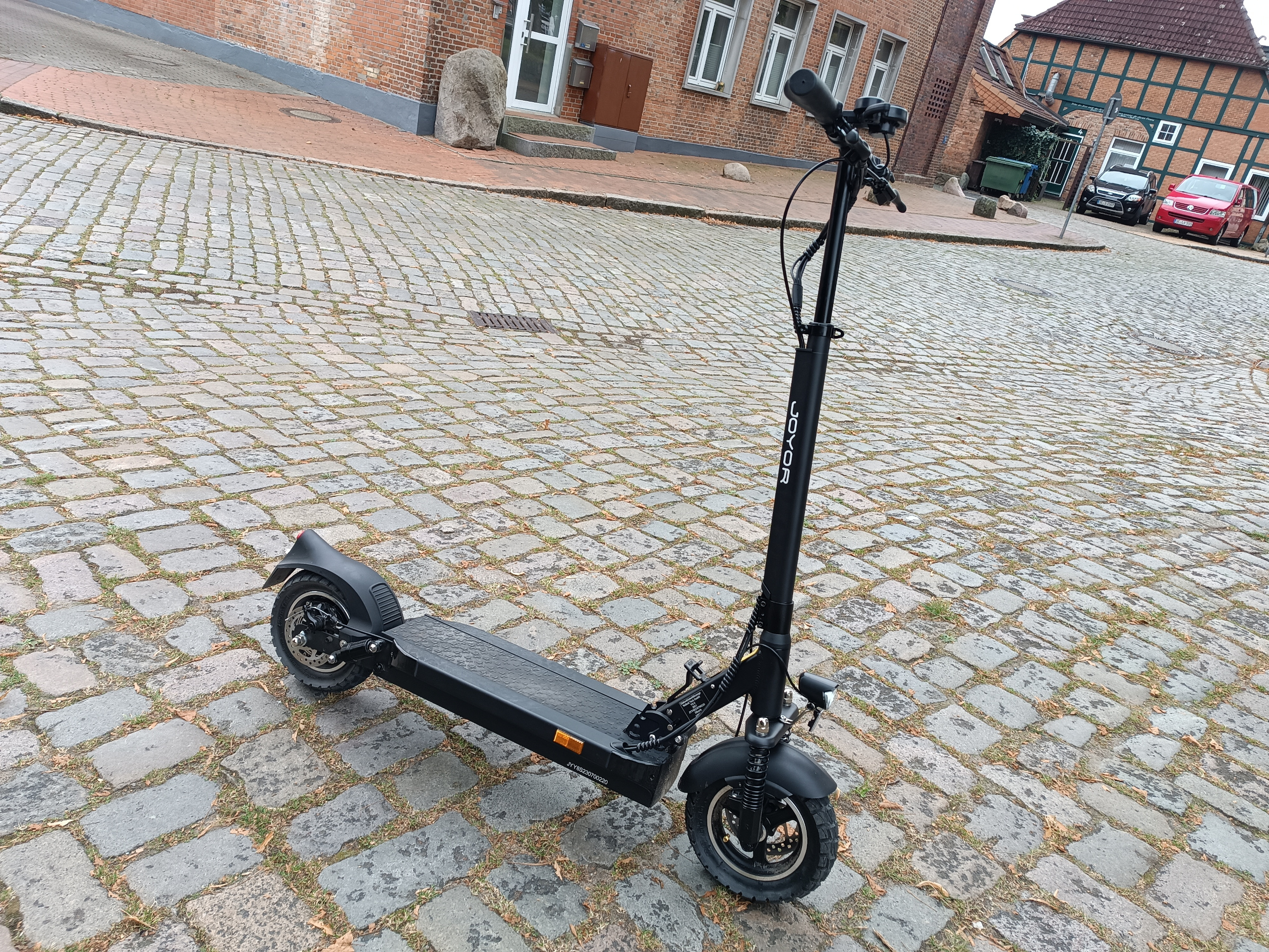 Der JOYOR Y8-S in meinem E-Scooter Test 