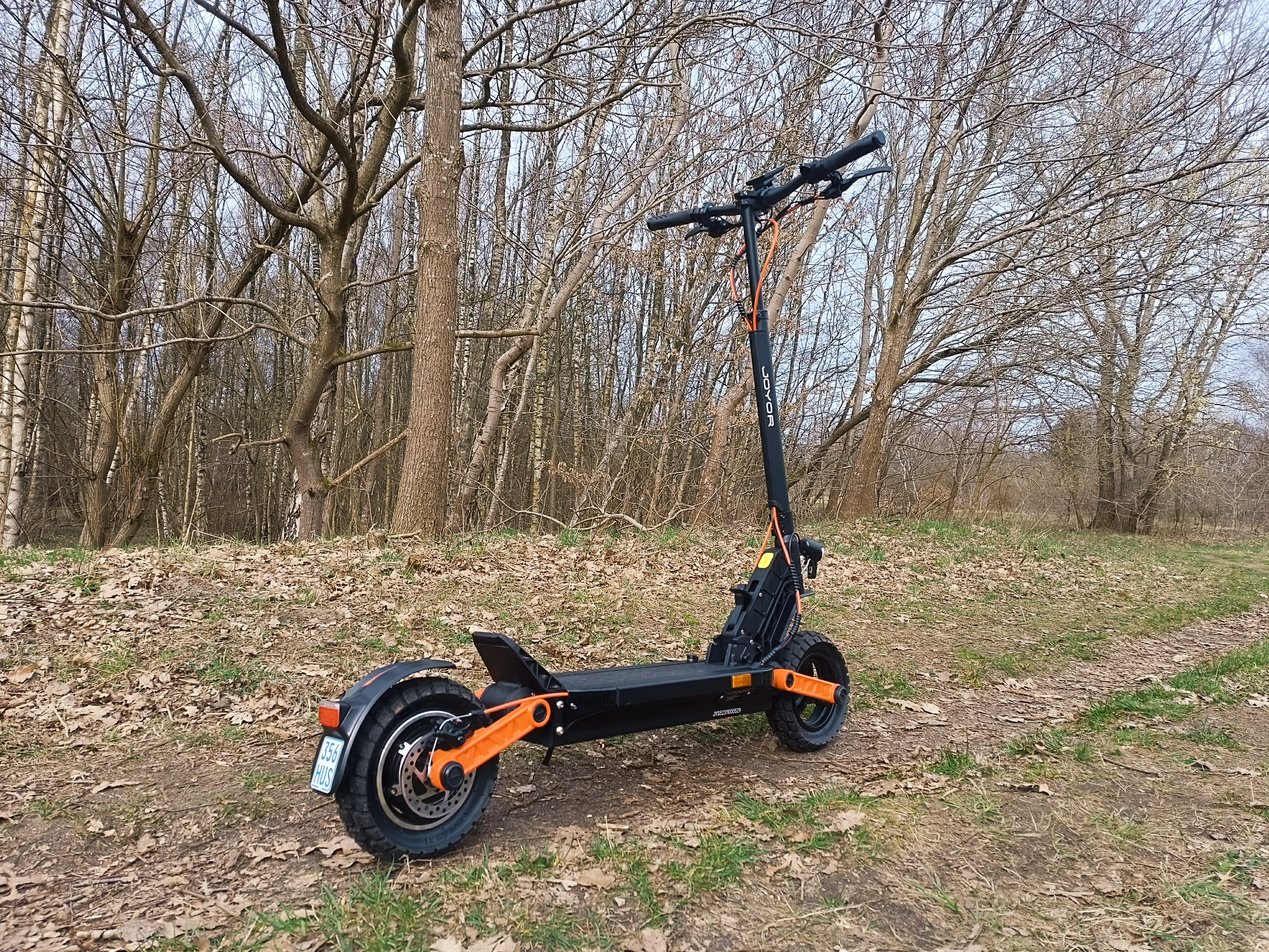 Der JOYOR S5 mag sogar Kopfsteinpflaster | Quelle: ebiketester24.de