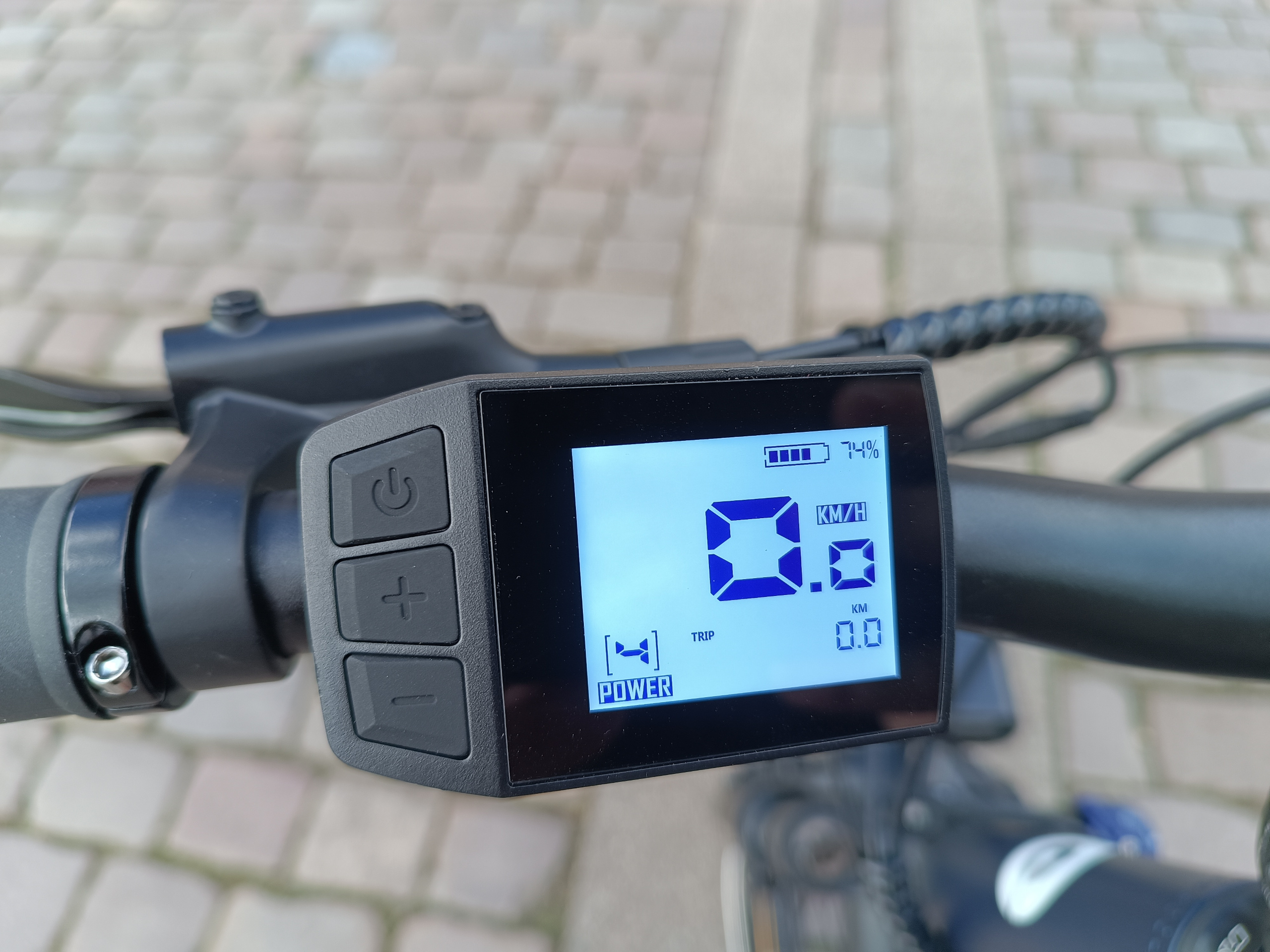 Auf dem Display können alle wichtigen Infos abgelesen werden | Quelle: ebiketester24.de