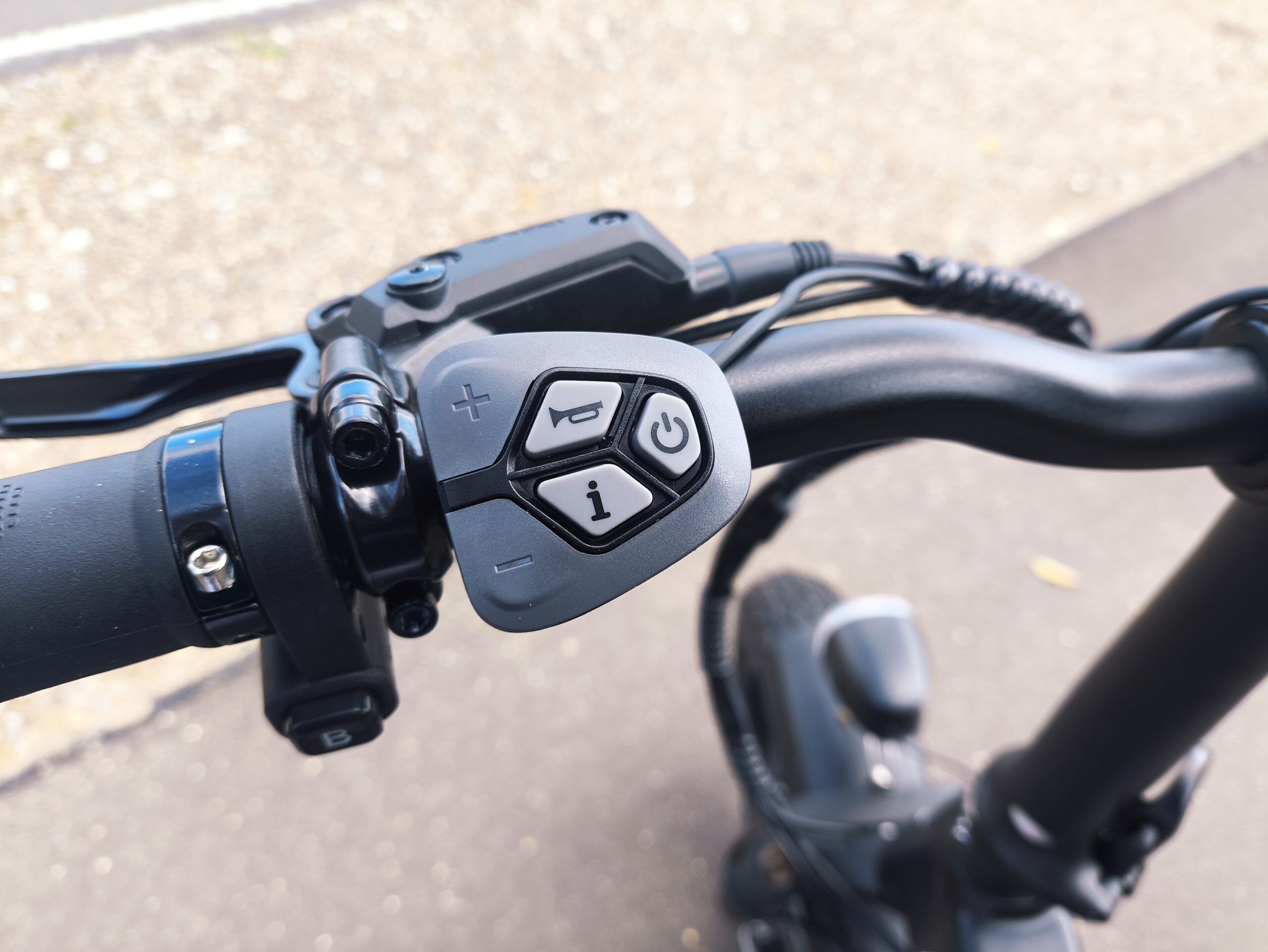 Intuitive Bedienung des ENGWE Engine Pro 3.0 Boost E-Fatbikes | Quelle: ebiketester24.de