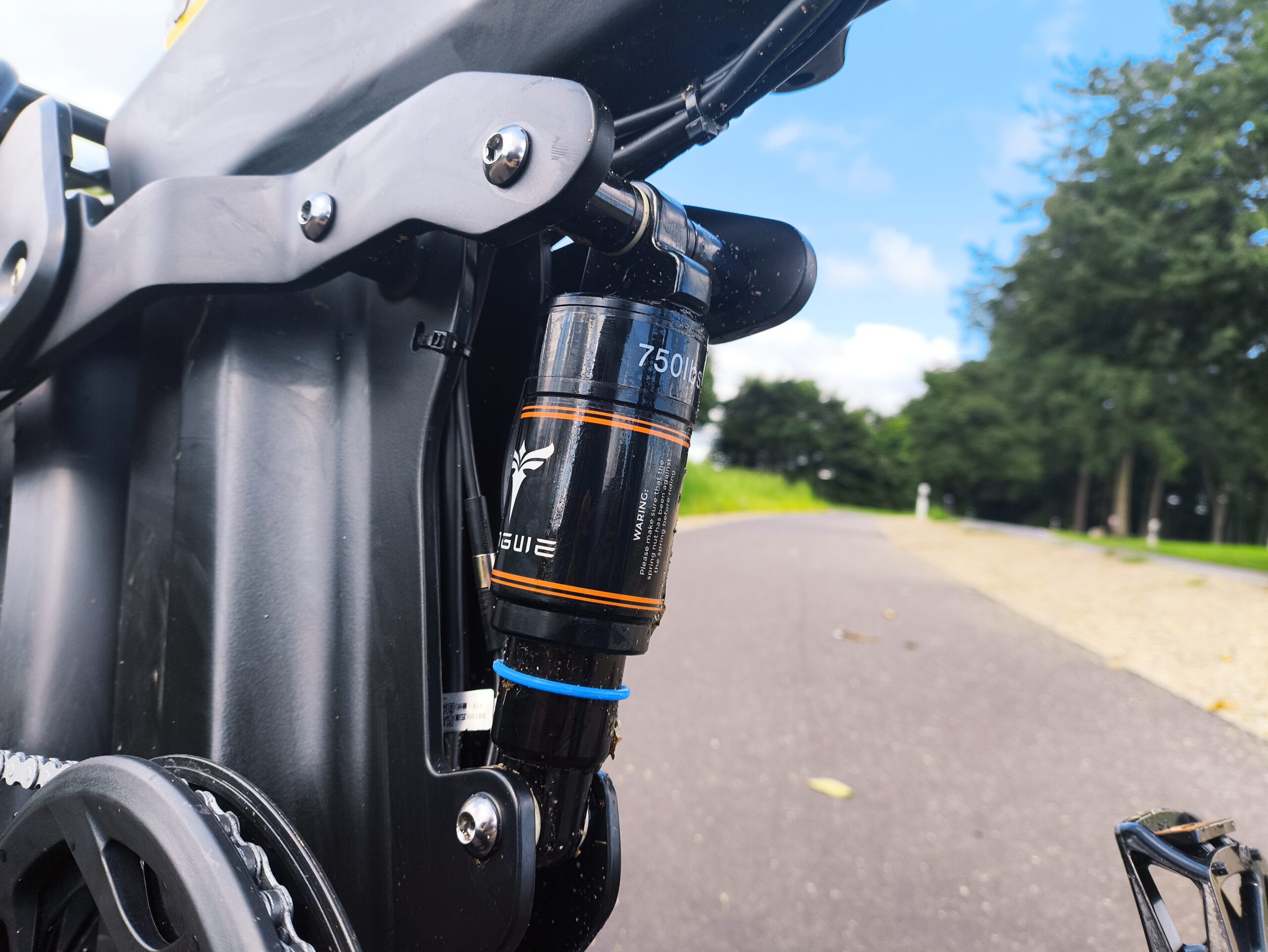 Der Dämpfer erhöht den Fahrkomfort | Quelle: ebiketester24.de